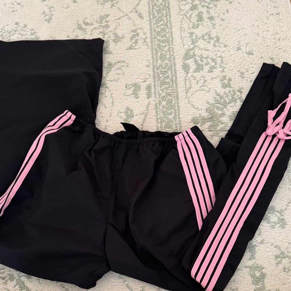 pacsun black and pink bow trackpants